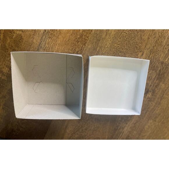 Pack of 10 - Deluxe Gift Boxes, size 6x6x3", color White Gloss, HI-WALL Design - Picture 6 of 7